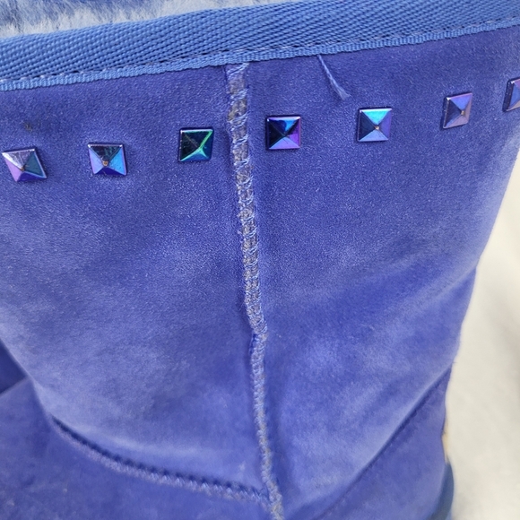 Pre-owned Rare blue Ugg boots US size 5 (big kid)with blue studs see photos - Picture 4 of 13